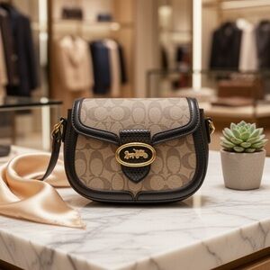 Coach Kat Saddle Bag 20